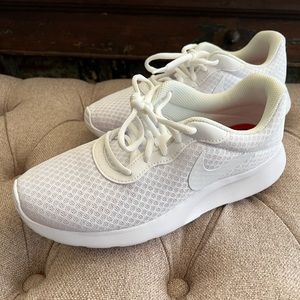 Nike running shoes - never worn